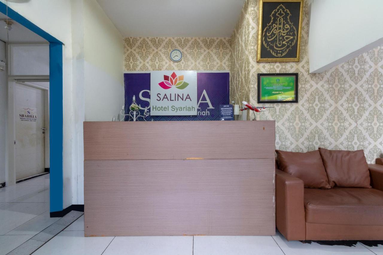 Spot On 2425 Salina Hotel Syariah シドアルジョ エクステリア 写真